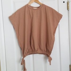 Melló Day - Sleeveless Open-Sided Top